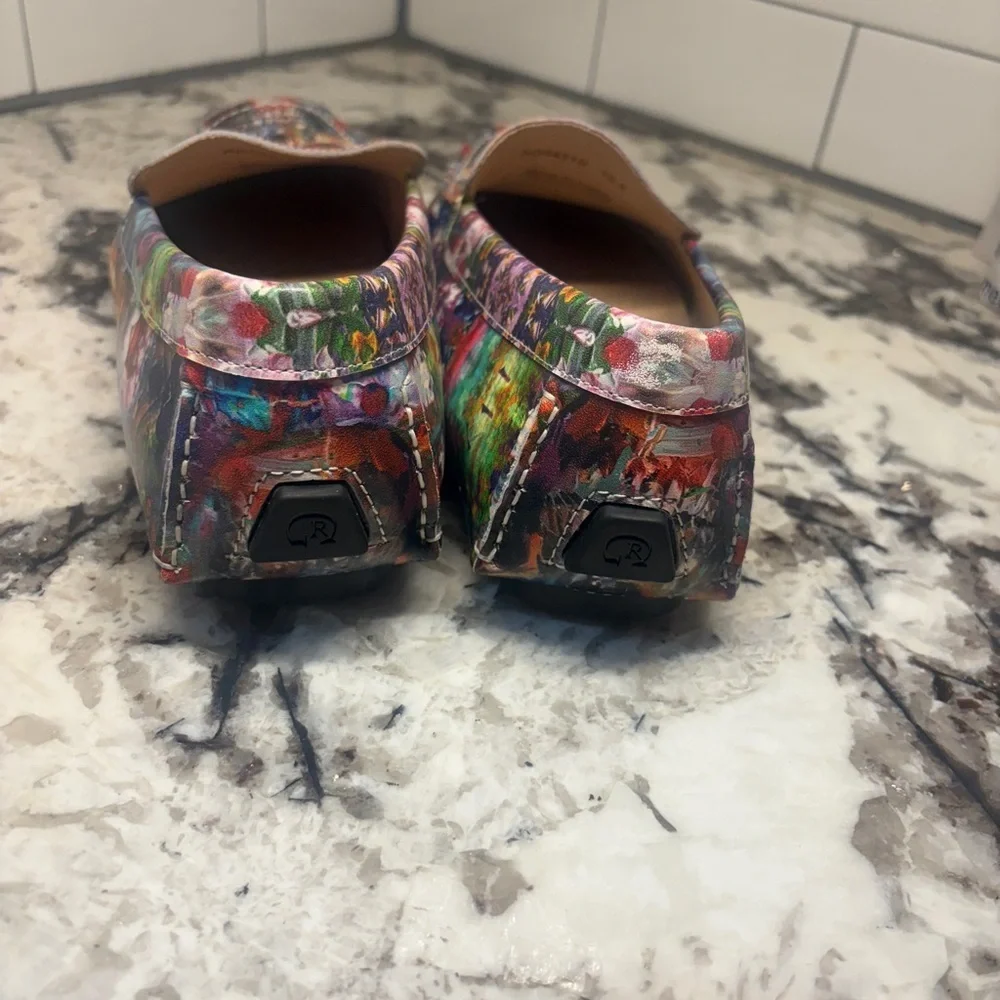 Robert Graham hand painted Skull drivers size 10.5